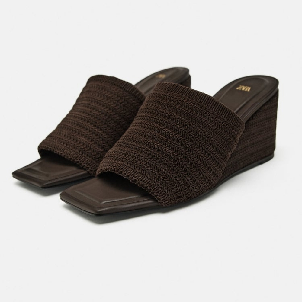 ZARA FABRIC WEDGES